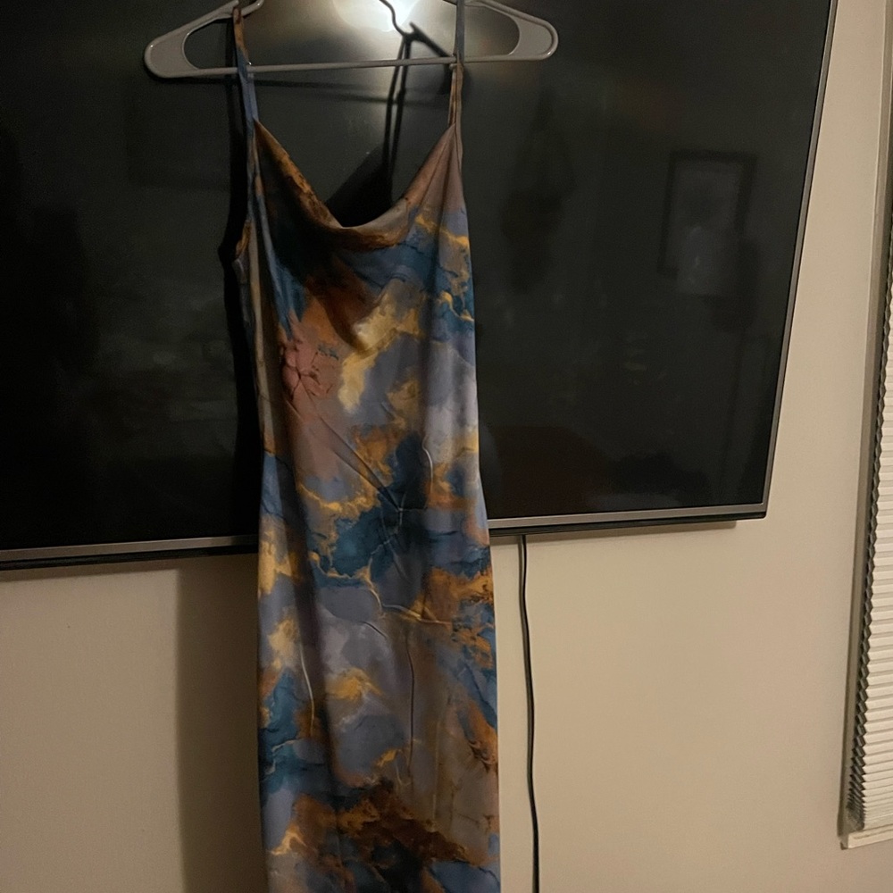 SUMMER Cowl neck open back midi